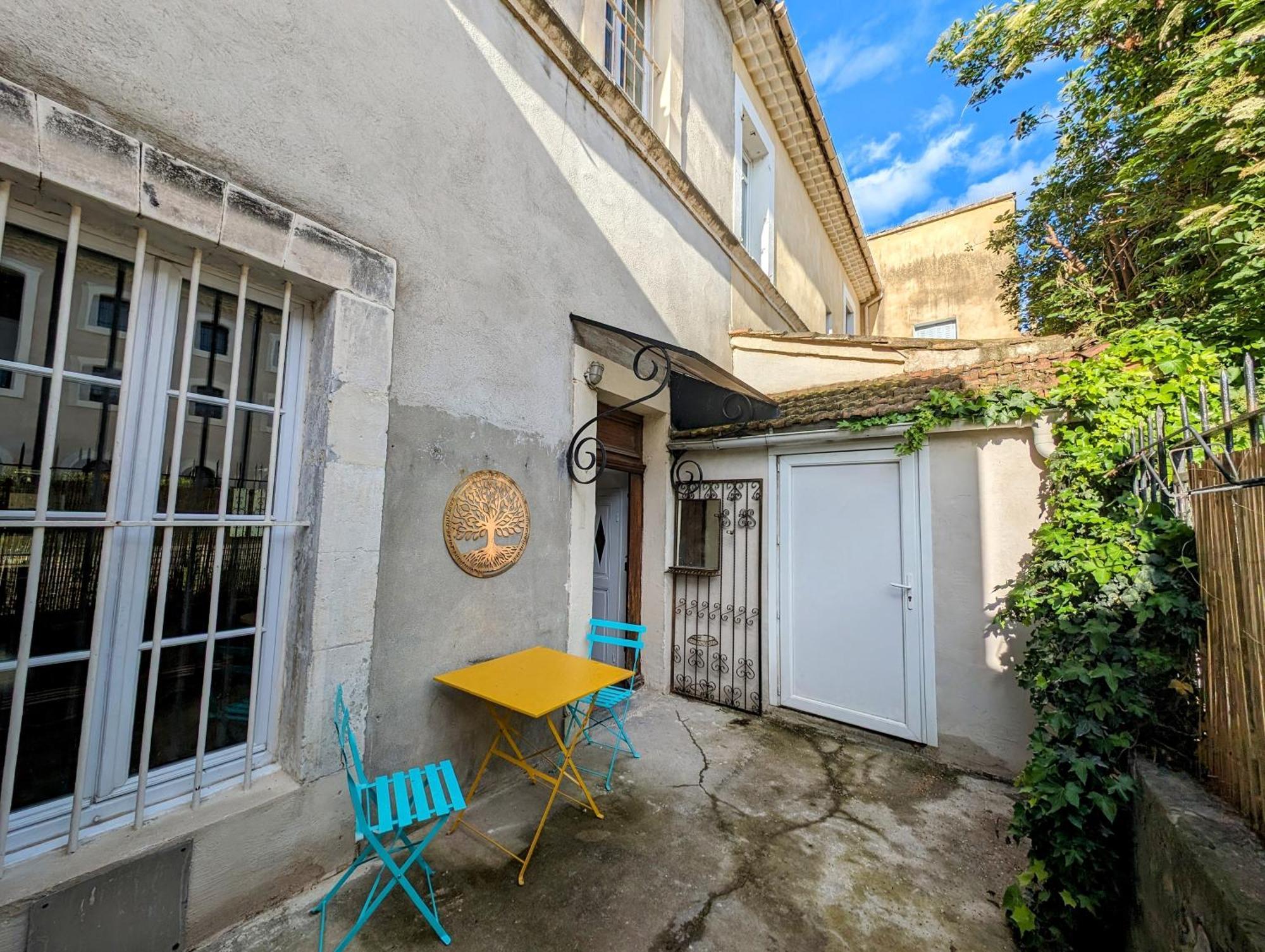 Maison De Style Tout Confort, Position Ideale, Avec Clim Et Petit Exterieur Orange  Exteriér fotografie